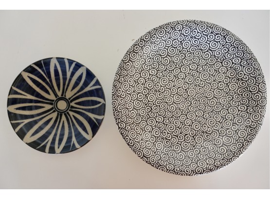 2 Gorgouse Ceramic Japanese Plates