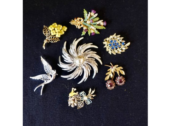 Assorted Vintage Brooches Including Sarah Coventry And Trifari