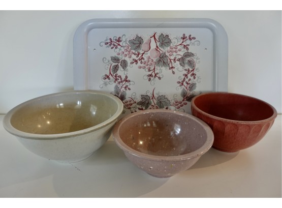 Vintage Melamine Bowls By Boonton & Texasware With TV Tray