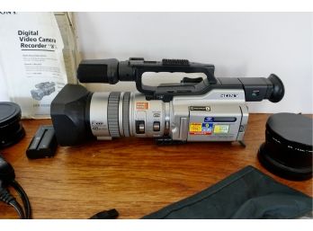 Sony DCR-VX2000 HD Video Camera With Extra Lenses