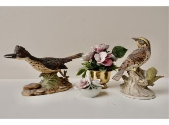 2 Andrea By Sadek Ceramic Birds & Porcelain Flower Arrangements