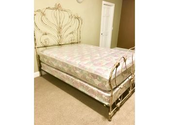 Gorgeous Queen Iron Bed W/Frame, Box Spring, & Mattress