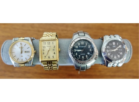 4 Men's Watches Including Columbia, Swiss Army, Seiko, And Pulsar