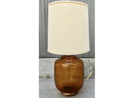 Gorgeous Mid Century Crackled Amber Glass Lamp With Original Shade In Great Condition