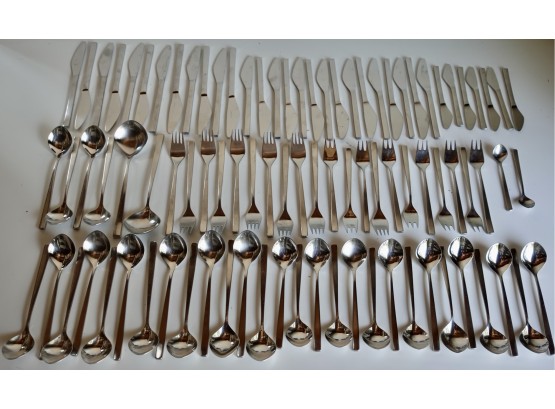 91 Piece Lundtofte 'Fuga' By Tias Eckoff Stainless Danish Flatware Set