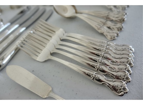 Lovely Vintage Wm Rogers Extraplate Flatware For 8 With 8 Silver Plate Napkin Rings