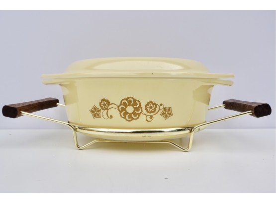 1972 Pyrex Promotion 'Kim Chee' Casserole With Stand