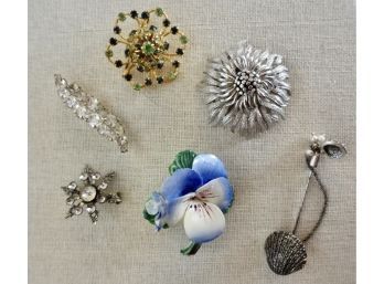 Vintage Pins/brooches Including Coro