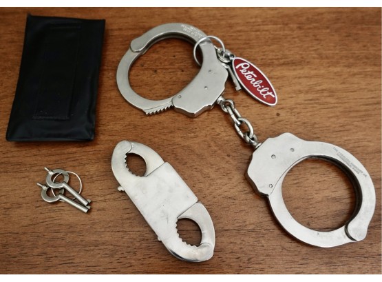 Handcuffs And Thumbcuffs With Keys