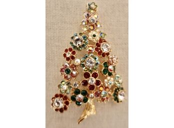 Stunning Kirks Folly Christmas Tree Pin