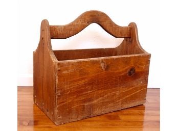 Fun Old Wood Box With Handle