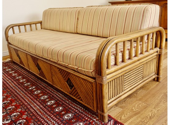 Indonesian Rattan Sofa/daybed With Trundle In Very Good Condition