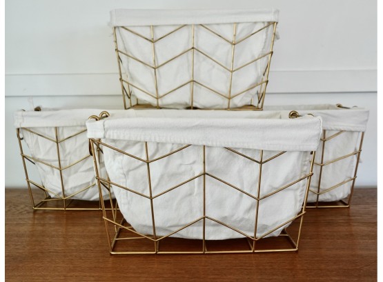 Set Of 4 Wire Baskets In Brass Finish With Removable Liners