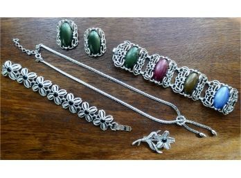Vintage Sarah Coventry Necklace, Bracelets, Earring, & Brooch