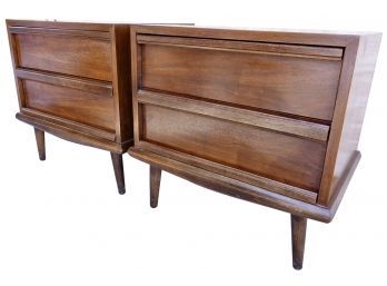 Pair Of Mid Century American Of Martinsville Night Stands