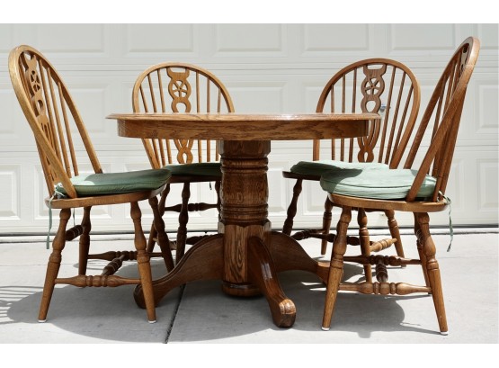 Nice Oak Table With Four Chairs