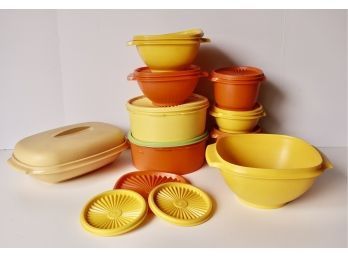 Vintage Set Of Tupperware With Lids Includes Extra Lids