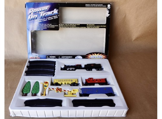 Maisto Power On Track 28 Piece Collectible Die Cast Train Set In Box