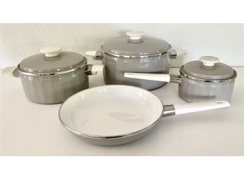 Vintage Mikasa Cookwear Set In Very Good Condition