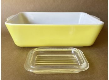 Vintage Pyrex Dish And Miscellaneous Glass Top