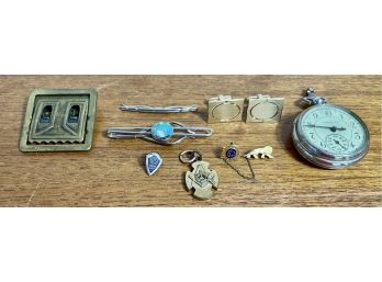 Vintage Men's Accessories Including Vintage American New Haven Pedometer & Niagra Falls Tie Clip