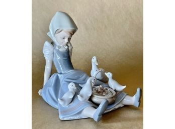 Lladro Porcelian 'My Hungry Brood', As Is