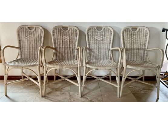 4 Wicker Dining Chairs With Cushions