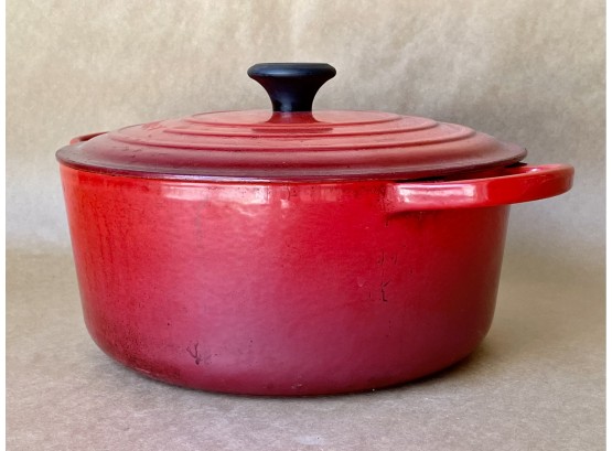 Le Crueset #28 Cast Iron Dutch Oven With Cleaner