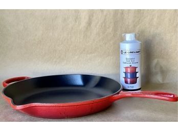 Le Crueset #30 Cast Iron Skillet With Cleaner