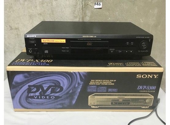 Sony DVP-S300 CD/DVD Player