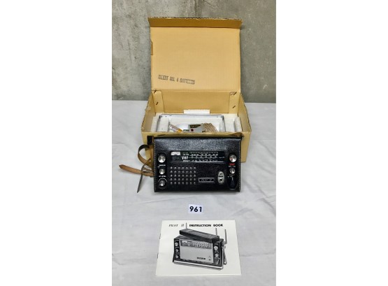 Vintage Nova Pilot II VHF Receiver/Radio