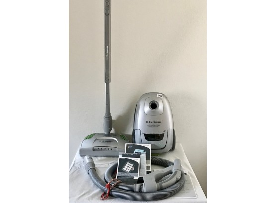 Electrolux Ultra Silencer Deep Clean Vacuum W/Attachments & Supplies