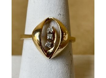 10k Gold Ring With Clear Stones