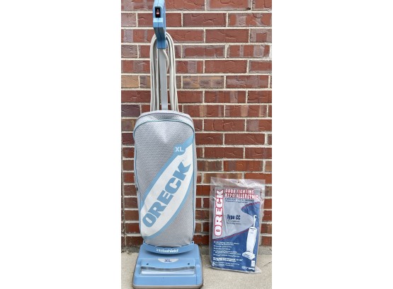 Oreck Intellashield XL Vacuum With Extra Bags