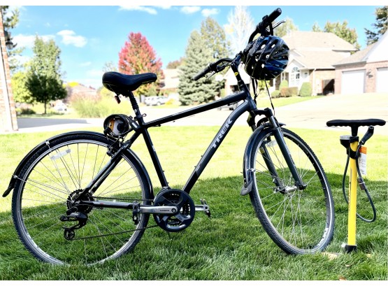 Trek Verve 2 20' Bike With Pump, Helmet, & Lock