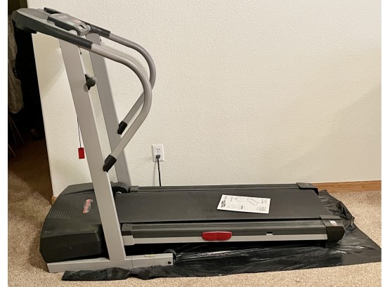 Preform 320x Treadmill