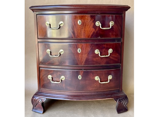 American Mahogany Bow Front Low Chest Of Drawers By Thomasville