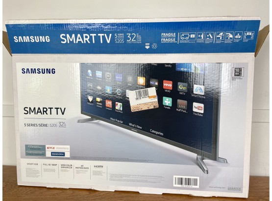 Samsung 32' Smart TV New In Box