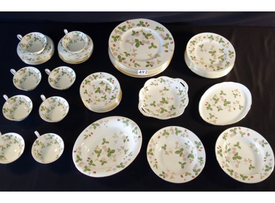 Wedgewood 'Wild Strawberry' Bone China, Service For 8, W/ 5 Serving Pieces & Storage Containers