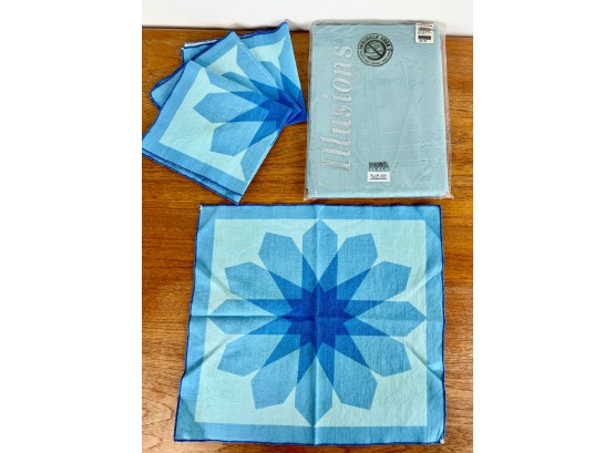 4 Fun Vintage Napkins With Unused Tablecloth In Packaging