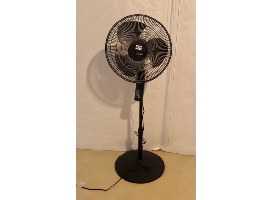 Lasko Oscillating Floor Fan