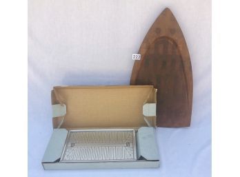 Mid Century Hot Plate & Danish Cutting Board