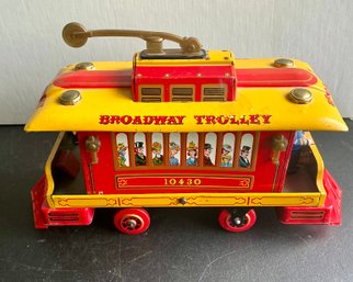 BROADWAY TINKLING TROLLEY TIN MODERN TOYS JAPAN BATTERY- WE CAN SHIP!