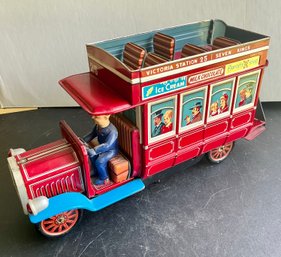 MODERN TOYS TM MASUDAYA TIN LITHO DOUBLE DECKER PASSENGER BUS BATTERY OP JAPAN -WORKS! - WE CAN SHIP!