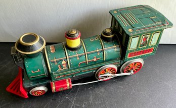 60'S LITHO WESTERN LOCOMOTIVE TIN TRAIN MODERN TOYS JAPAN BATTERY  WORKS- WE CAN SHIP!