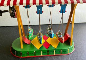 CARNIVAL JW ALLES NURNBERGER BLECHSPIELZEUG CAROUSEL ANTIQUE WIND UP GERMANY WORKS- WE CAN SHIP!