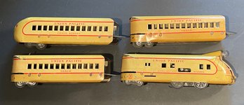 4 PIECE MARX YELLOW UNION PACIFIC USPS M-10000 LOCOMOTIVE, COACH BUFFET & 2 COACH CARS - WE CAN SHIP!