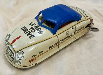 1950'S MARX WIND UP LEARN TO DRIVE SAFE DRIVING SCHOOL TIN CAR WORKS- WE CAN SHIP!