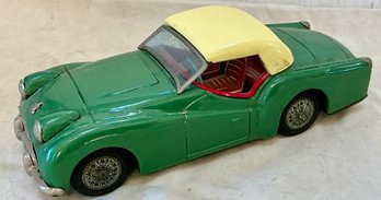 BANDAI TRIUMPH TR3 TIN FRICTION CAR GREEN 8' LONG- WE CAN SHIP!