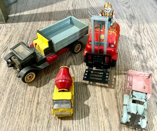 MODERN TOYS METAL BATTERY FORK LIFT TRUCK, JAPAN FRICTION DELIVERY, MINI TONKA & WYANDOTTE TRUCK-WE CAN SHIP!